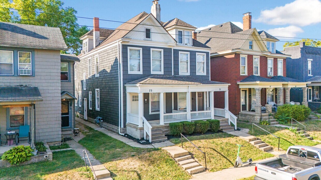 Foto principal - 5 Bedroom Right off of High St - OSU Campus