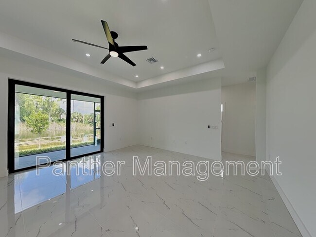 Foto del edificio - 2309 NE 39th St