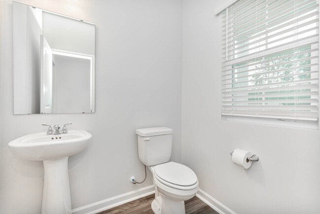 Building Photo - 1129 Boswell Ct