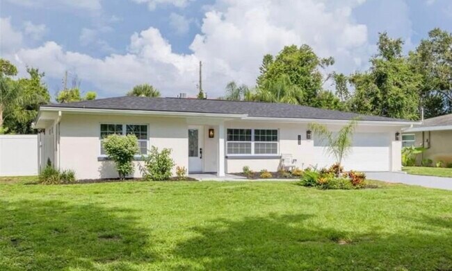 Foto del edificio - 1723 Cypress Ave