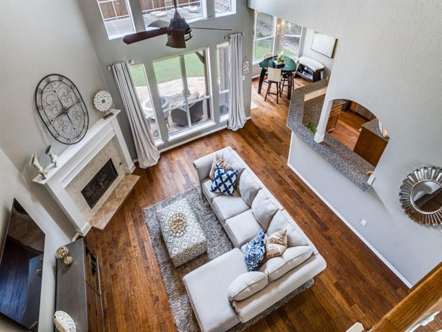 Foto del edificio - 1317 Brimwood Dr