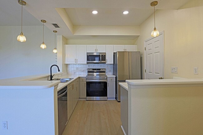 Photo - The Enclave 9005-1919 Apartment