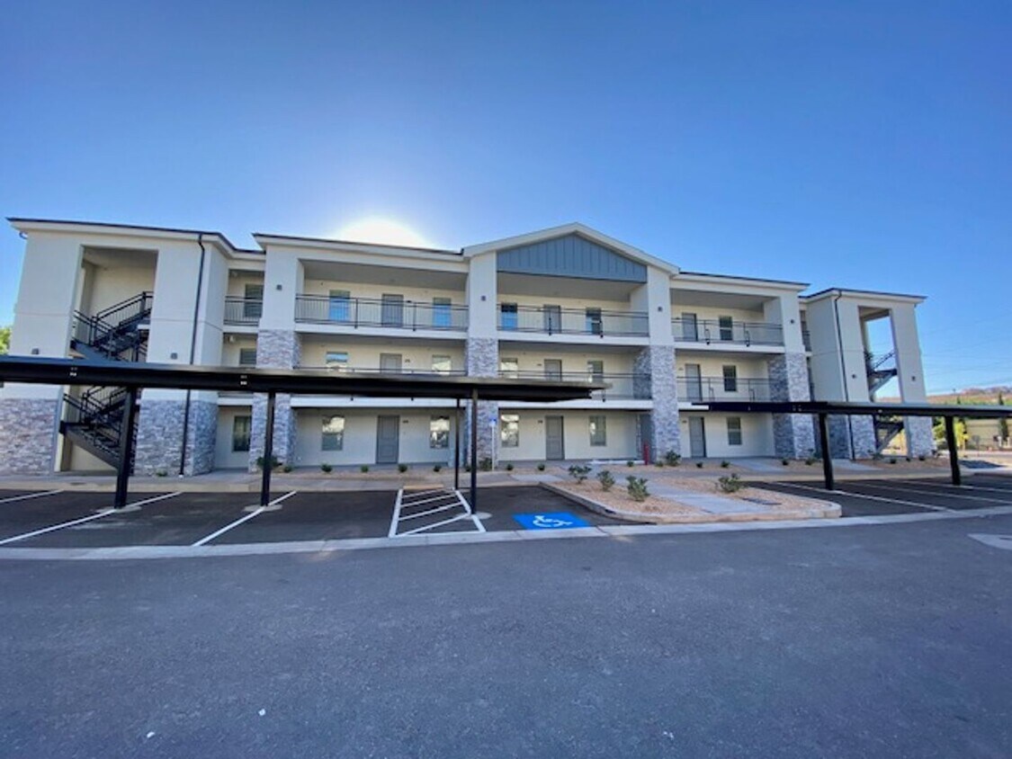 Foto principal - APARTMENT IN GREAT LOCATION FOR RENT!