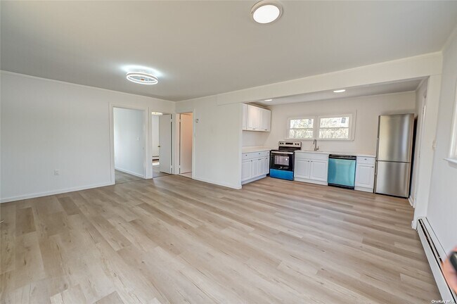 Building Photo - 28 Lynncliff Rd