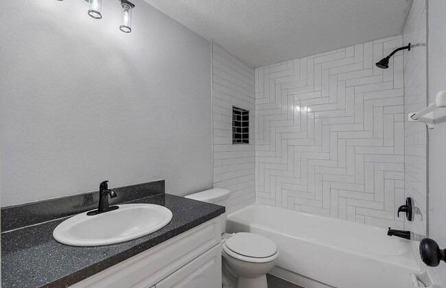 Foto del interior - 8850 Blind Pass Rd