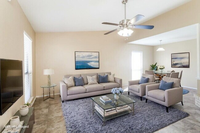 Foto del edificio - 7522 Christie Ln