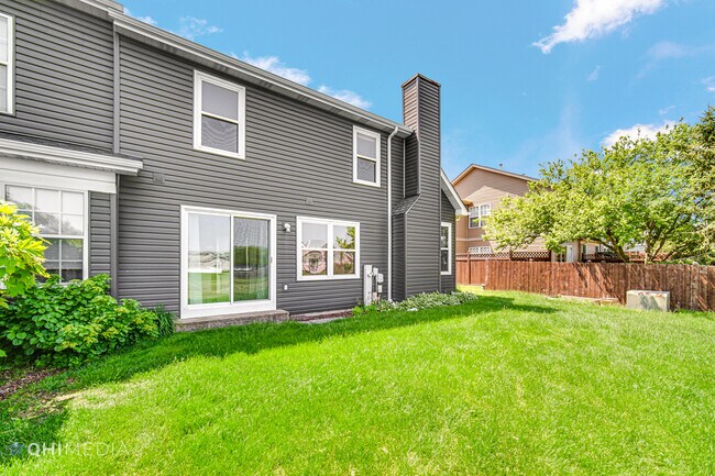 Foto del edificio - 532 Heritage Dr
