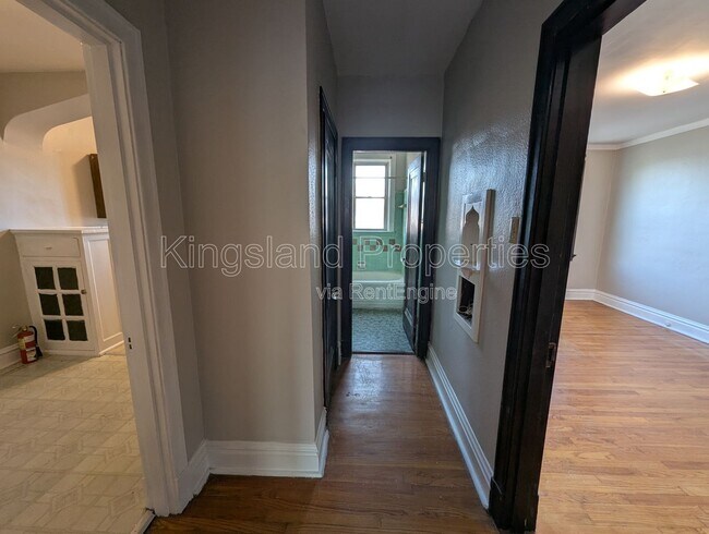 Foto del edificio - 3862 S Spring Ave