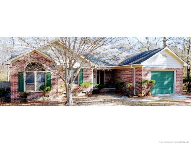 Building Photo - 5086 Summer Ridge Rd