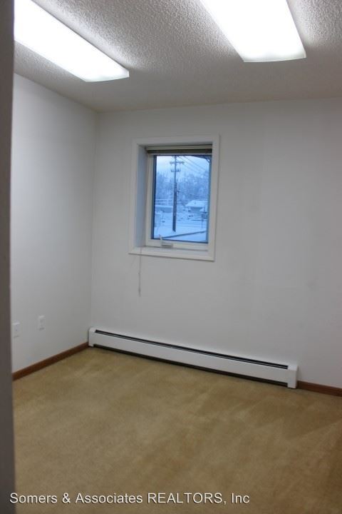 Building Photo - 2173 University Ave S