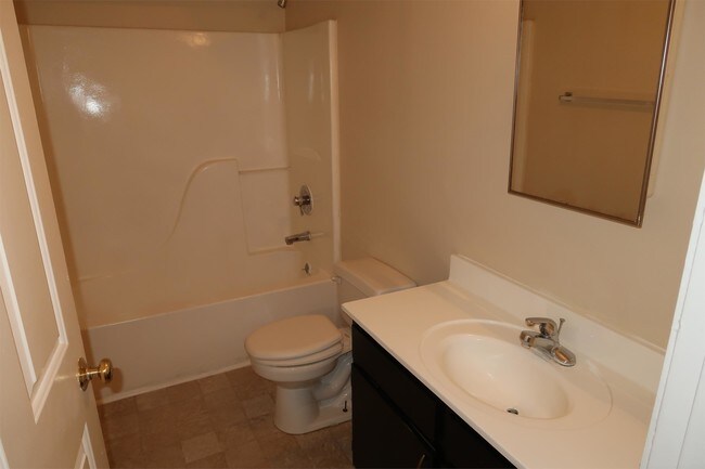 Building Photo - 4111 Blue Lick Ct