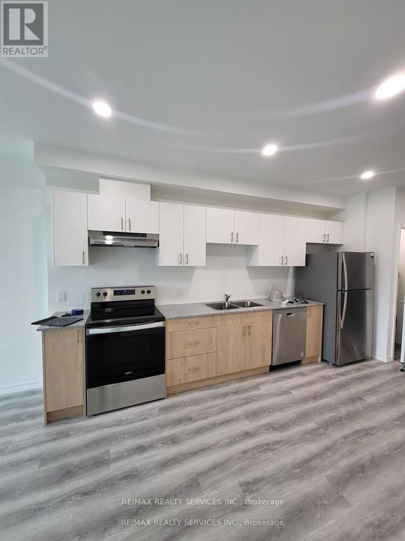 Building Photo - 181 Elmira Rd S