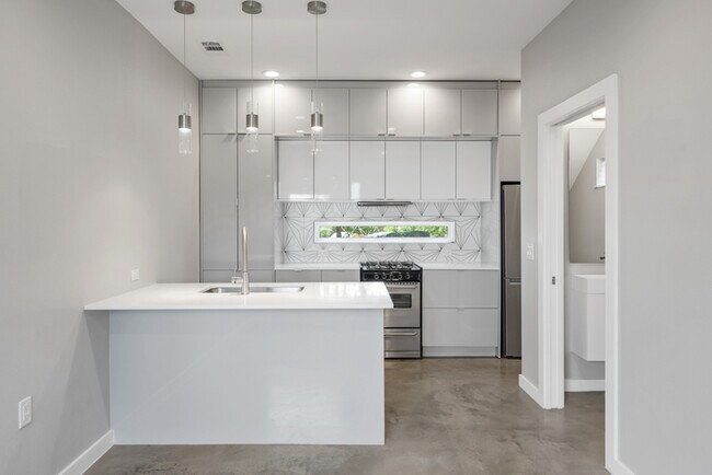 Foto del edificio - 2108 Tillery St