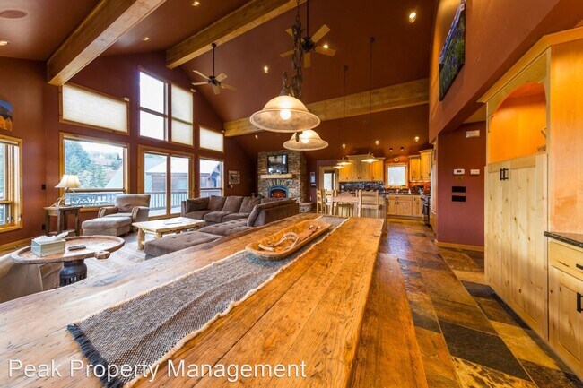 Building Photo - 5 br, 5.5 bath House - 30 Treasury