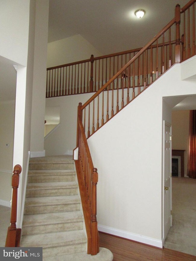Building Photo - 166 Haut Brion Ave