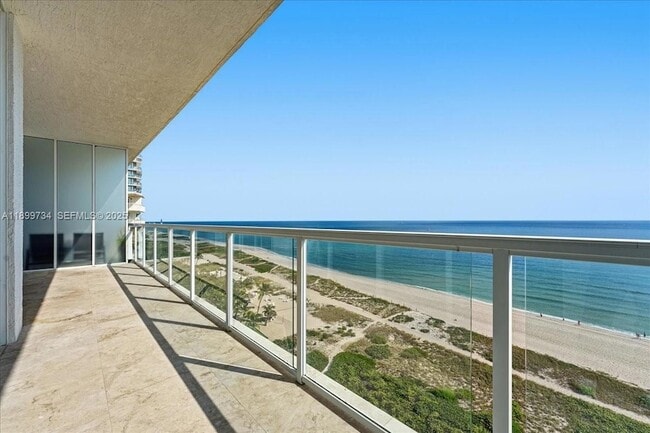 Photo - 704 N Ocean Blvd Apartment