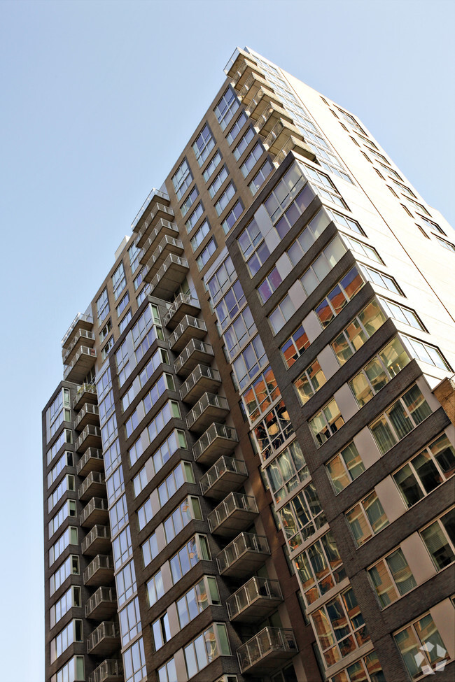 Building Photo - Charleston Condominium