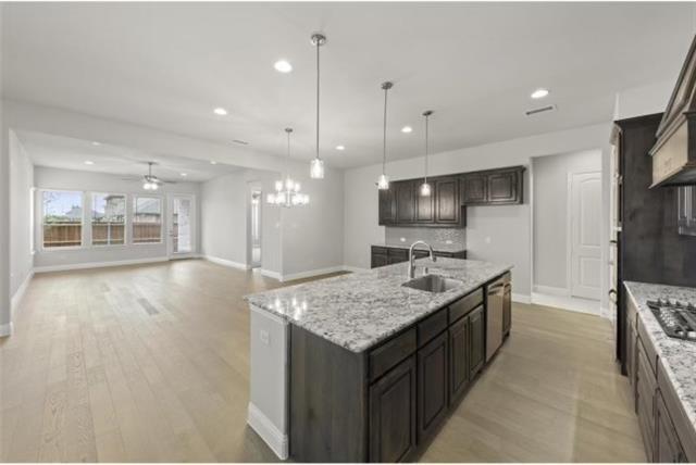Foto del edificio - 2734 Woodland Ct