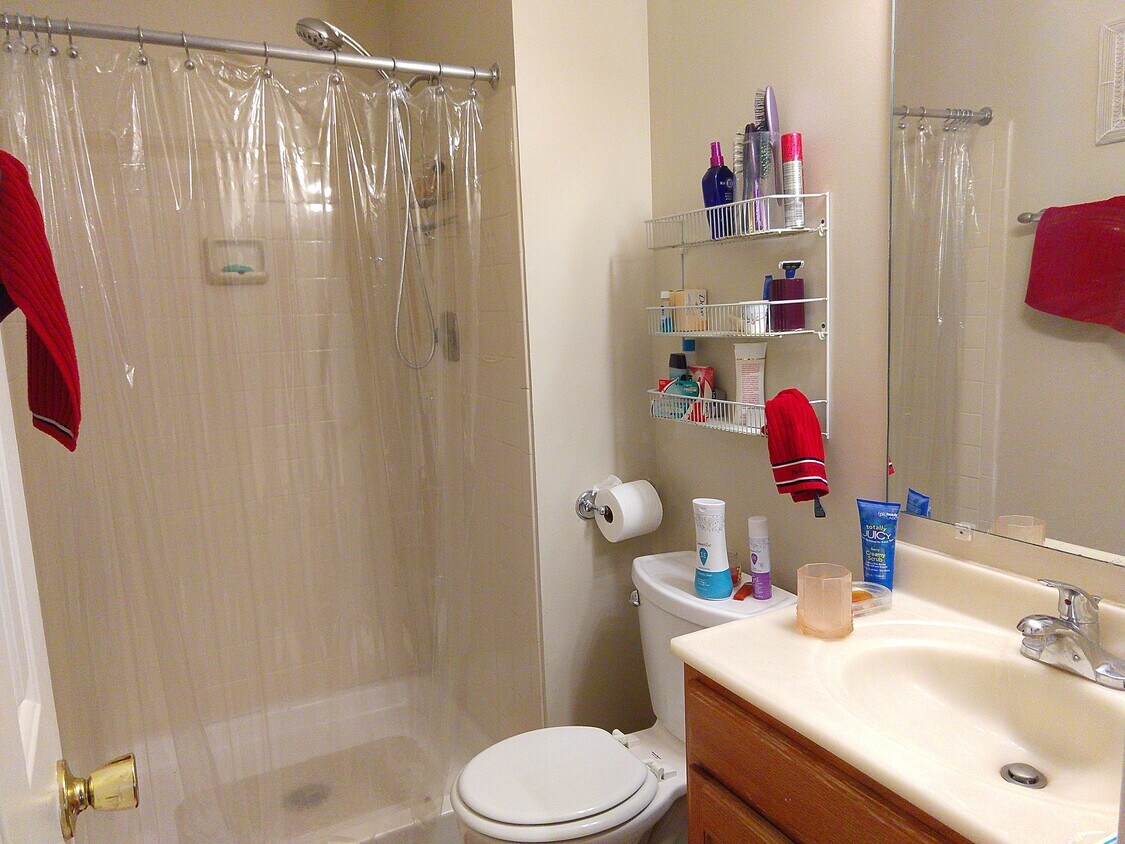 130 Crossbow Ln, Gaithersburg, MD 20878 Townhome Rentals in