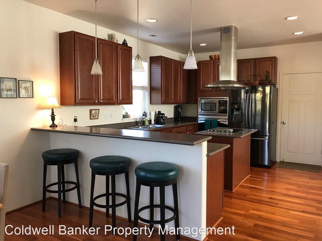 Primary Photo - 3 br, 2.5 bath House - 17 Kuinehe Pl. - Co...