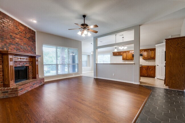 Building Photo - 1845 Avonlea Dr