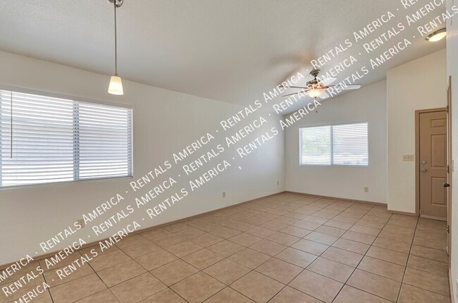 Building Photo - 2528 S Krissy Ave