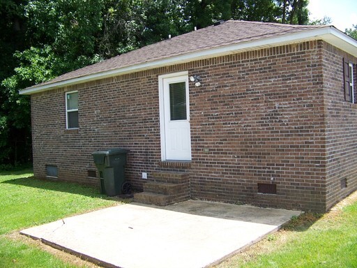Building Photo - Bo Drive Duplex 2