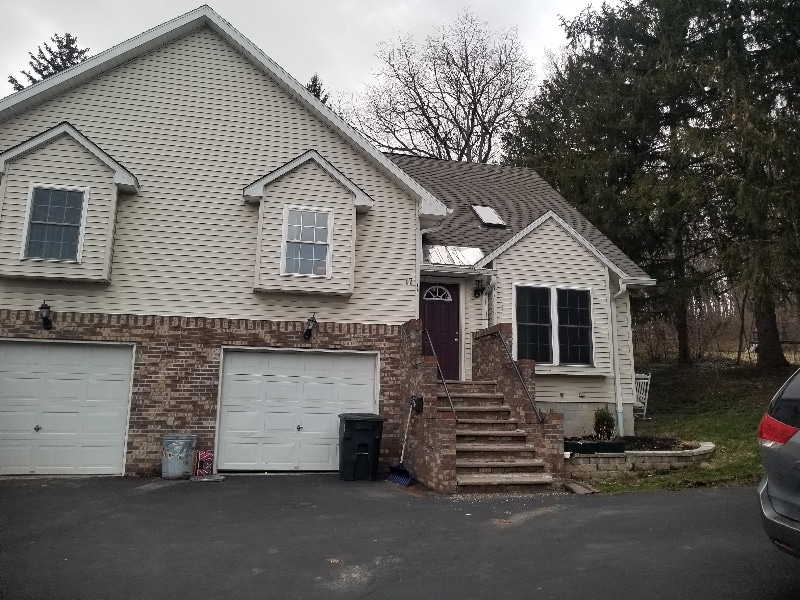 17 North St, Camillus, NY 13031 Apartment for Rent in Camillus, NY