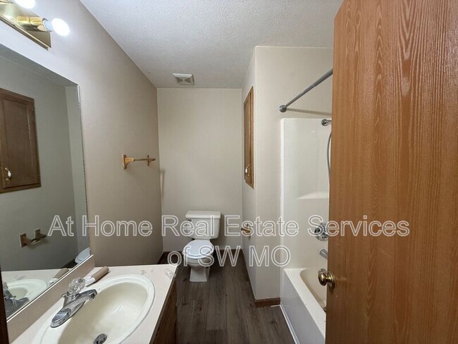 Foto del edificio - 2823 W Silverleaf