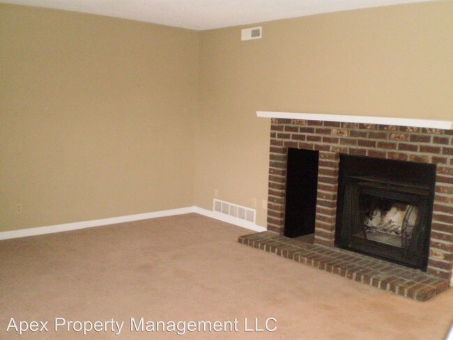 Building Photo - 9001 Countryside Ln