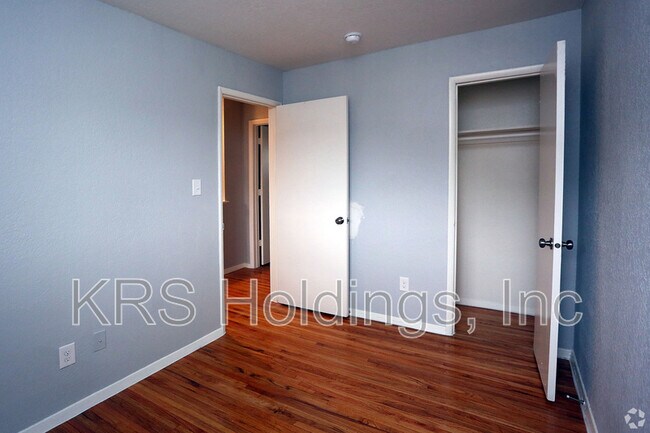 Foto del edificio - 4533 Orcutt Ave