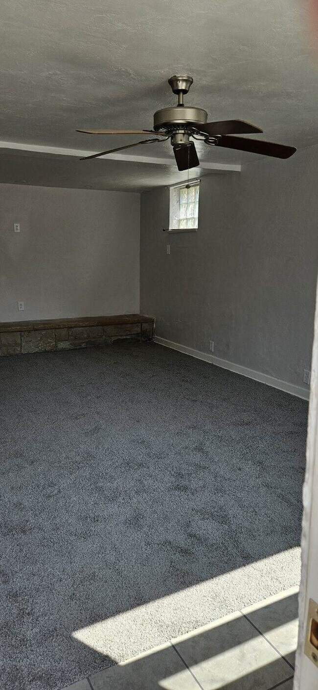 Foto del edificio - 5225 Brightwood Rd