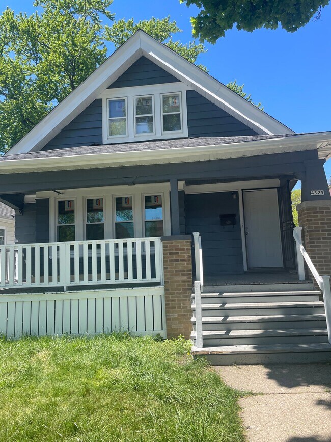 Building Photo - 4525 N 28th St