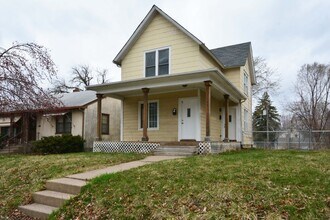 Building Photo - 1165 Minnehaha Ave E