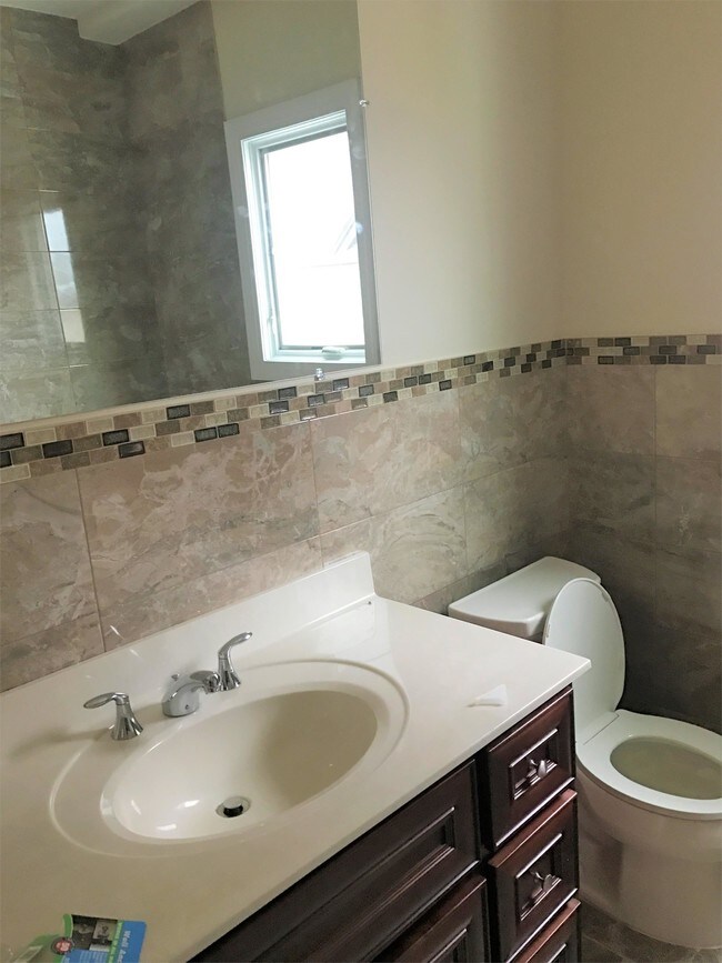 Photo - 210 Ridgecrest Ave