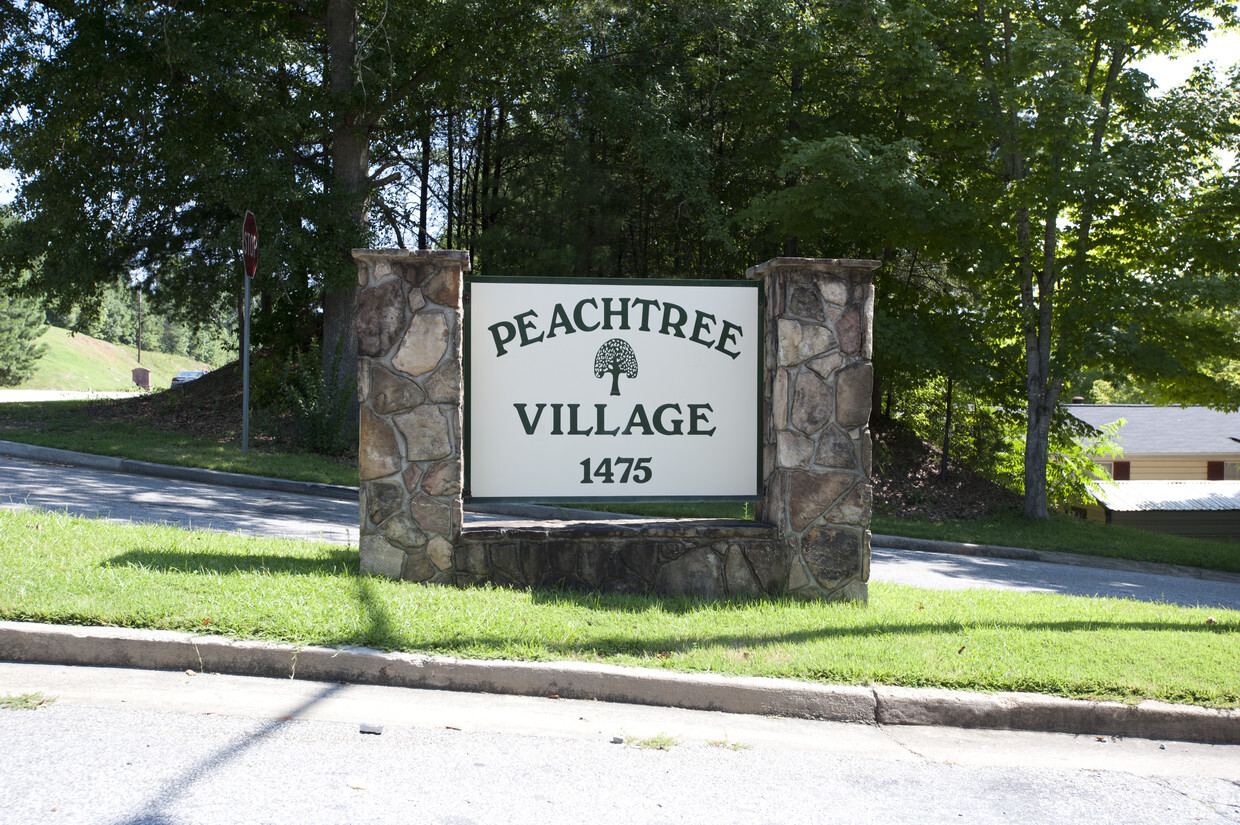 Foto principal - Peachtree Village Mobile Home Park