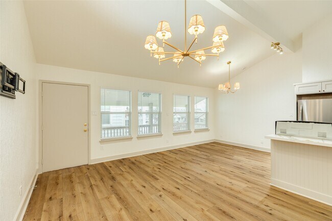 Building Photo - 2305 55th St