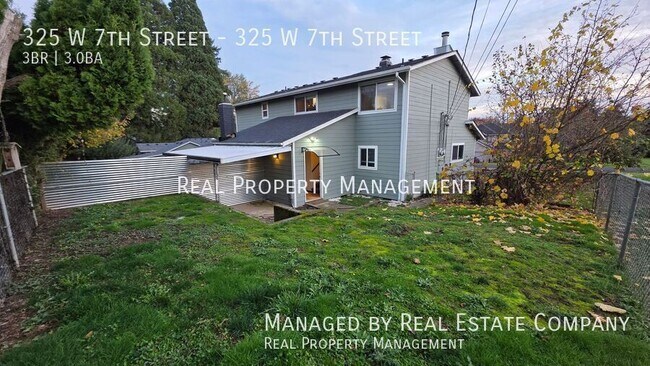 Foto del edificio - 325 W 7th St