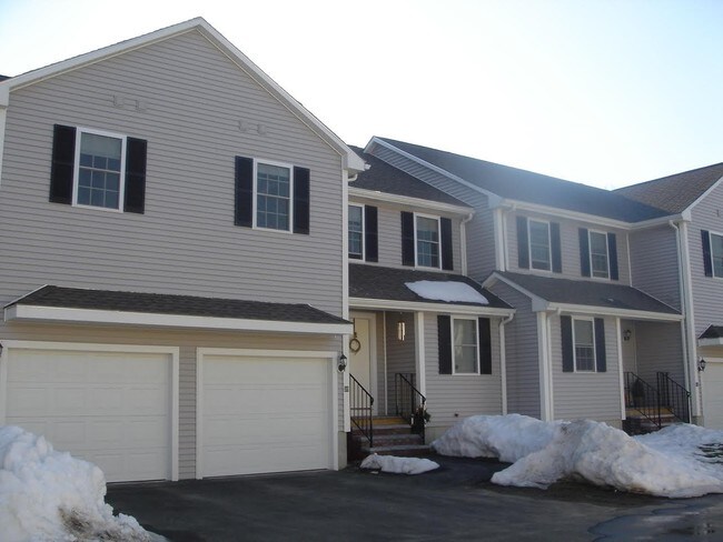 Rosewood Townhouses - 218 High St