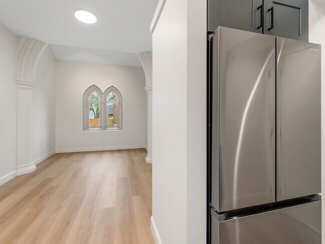 Foto del edificio - 177 N Main St