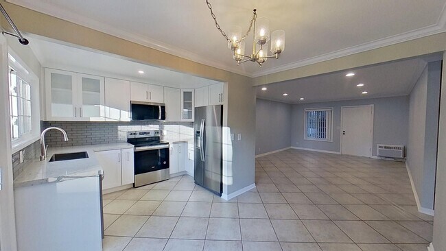 Building Photo - Upgraded 2 Bedroom Condo in Northwood Irvine!