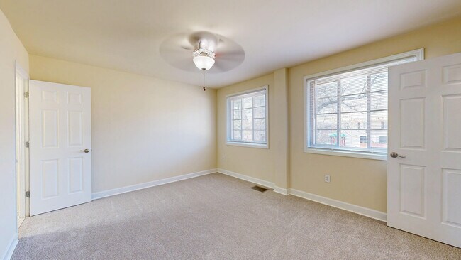 Interior Photo - Arbor Park of Alexandria