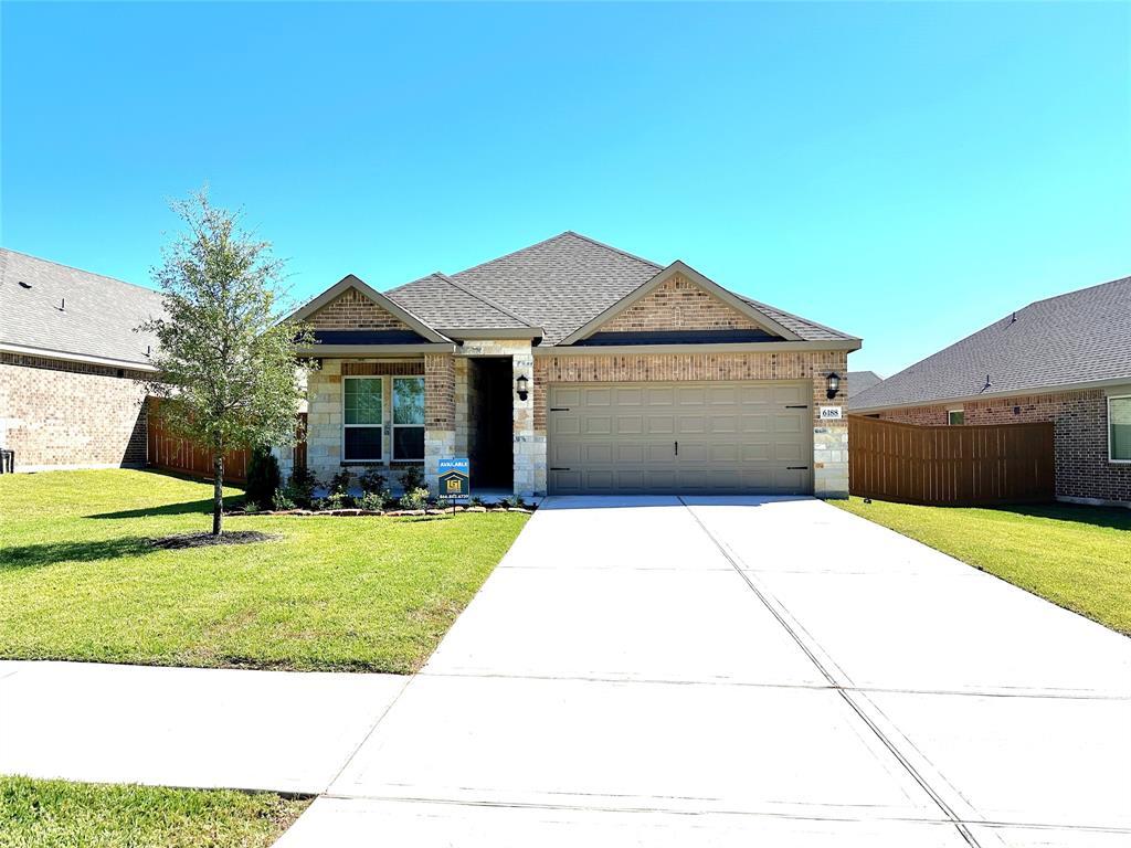 Primary Photo - 6188 White Spruce Dr