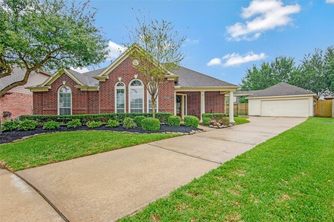 Building Photo - 26819 Shoal Hollow Ct