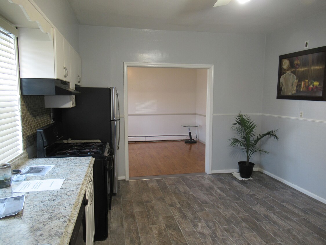 Foto principal - 545 John F. Kennedy Blvd
