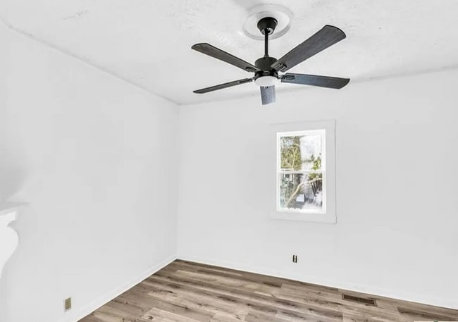 Foto del edificio - 1315 E Anderson St