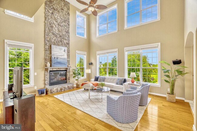 Building Photo - 22374 Dolomite Hills Dr