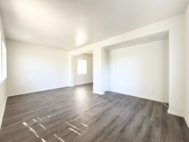 Foto del edificio - Charming Cottage in Oceanside!