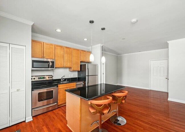 Foto del edificio - Don’t Miss This Beautiful 1-Bedroom