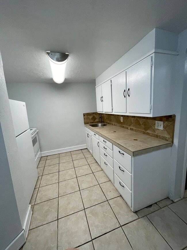 Building Photo - 40 North P Street